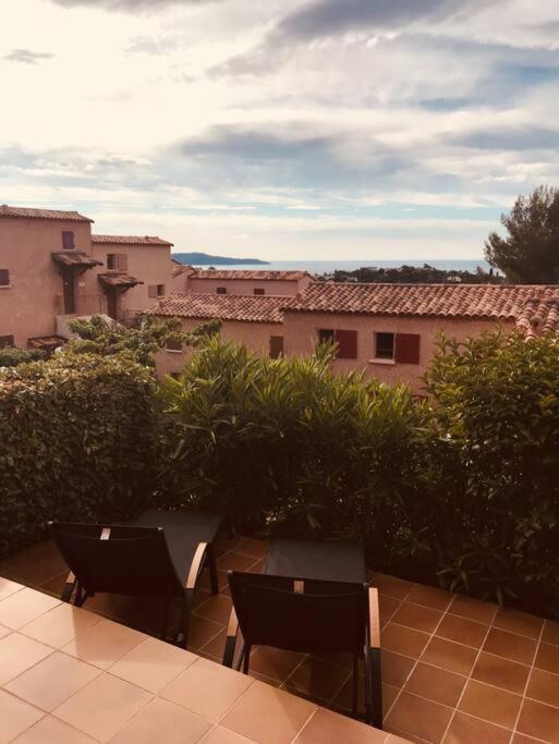 Terrasse De 30M2 Vue Mer Panoramique 1 Chambre Appartement Cavalaire-sur-Mer Buitenkant foto