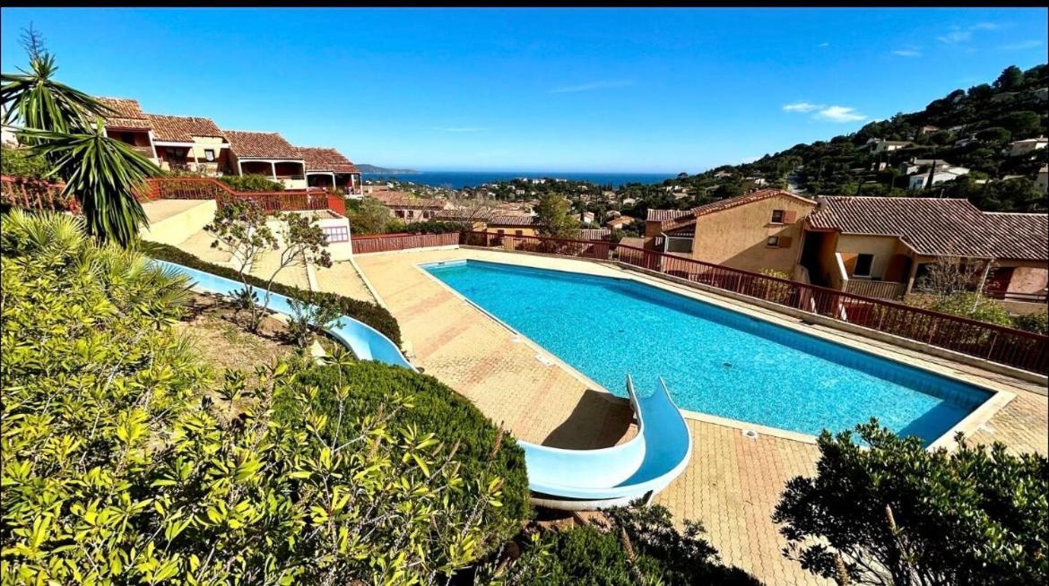 Terrasse De 30M2 Vue Mer Panoramique 1 Chambre Appartement Cavalaire-sur-Mer Buitenkant foto